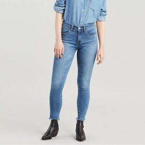 Levi’s 721 High Rise Skinny Ankle